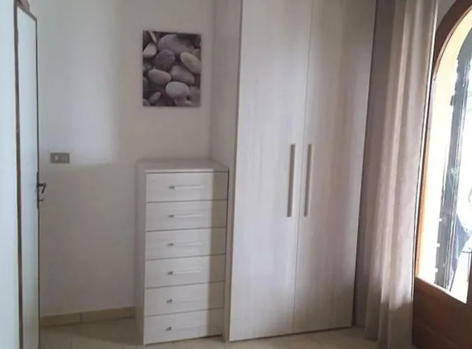 Casa de Férias Incantevole Villino Sul Mare Con Accesso Diretto Spiaggia, Posto Auto E Aria Condizionata! *