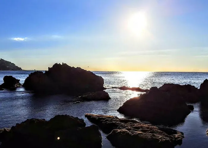 Casa de Férias Incantevole Villino Sul Mare Con Accesso Diretto Spiaggia, Posto Auto E Aria Condizionata! *