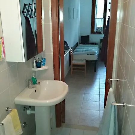 Meraviglioso Villino Direttamente Sul Mare Con Posto Auto E Aria Condizionata!