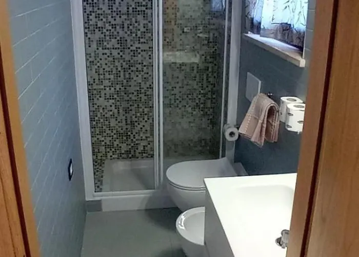 Nyaraló Incantevole Villino Sul Mare Con Accesso Diretto Spiaggia, Posto Auto E Aria Condizionata!